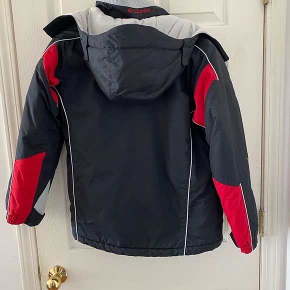 Boy’s Columbia Vertex Sportswear Company Ski Jacket
Size 14/16 - Picture 4 of 8